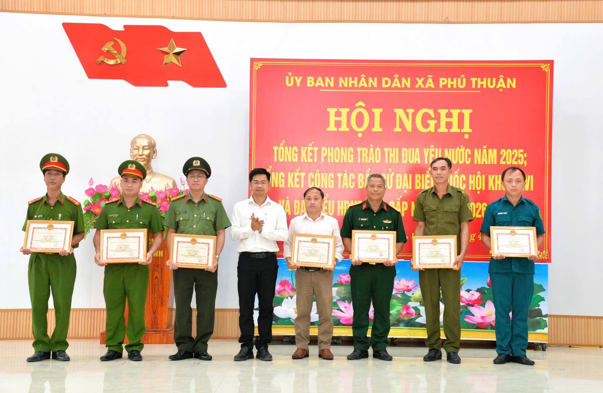 anh tin bai
